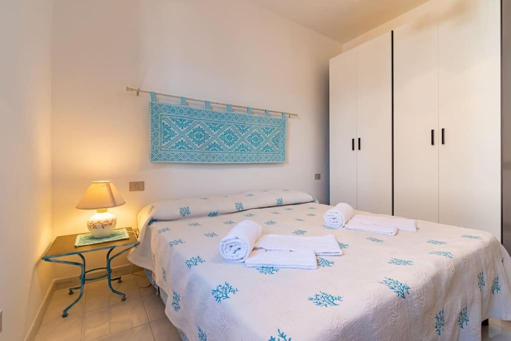 La Lampara - Casa Panoramica 4 Km Dalla Pelosa Stintino Eksteriør billede